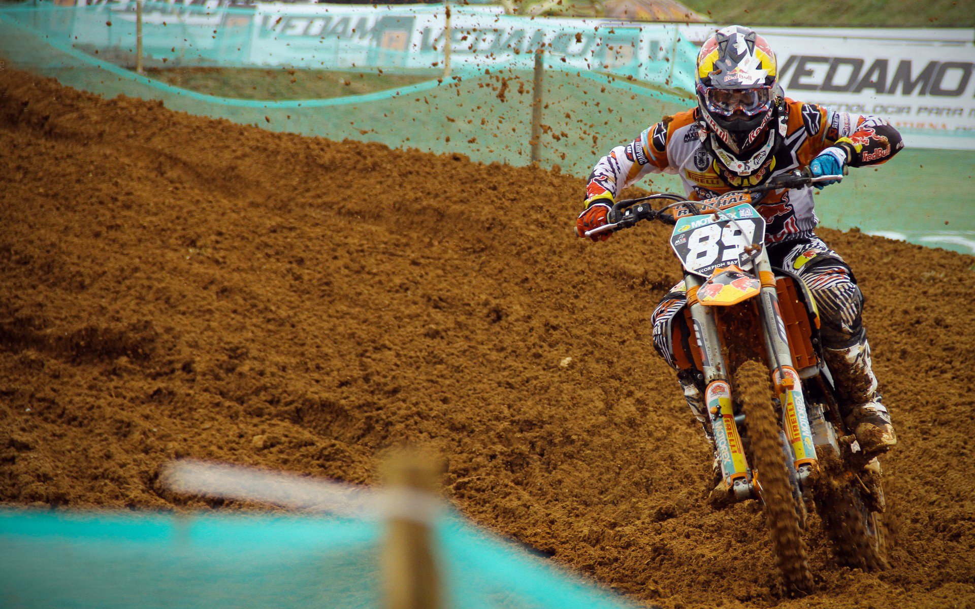 “2025世界运动会：武术赛场上，选手的气势与精湛的技艺相辅相成